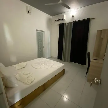 String Wave Maldives Hotel Gulhi Exterior photo